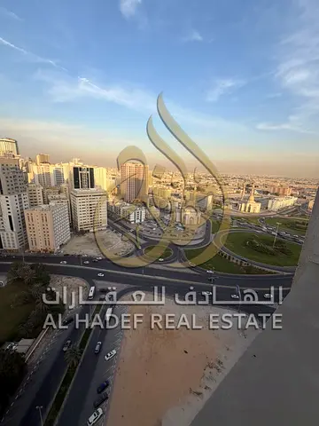 صدمة الموسم بالتعاون! 💥 3 غرف وصالة (شهر مجاني + باركن مجاني) والتأمين مؤجل! 🎁 🏃‍♂️