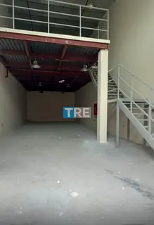 2000/- SQFT WAREHOUSE AVAILABLE FOR RENT NEAR LUCKY ROUNDABOUT