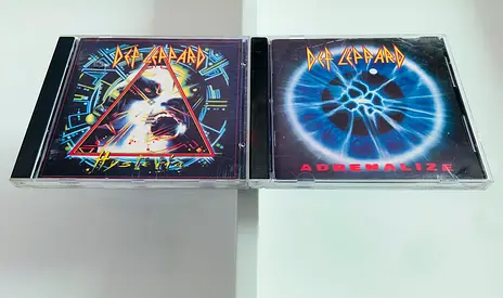2 Def Leppard Music CD’s