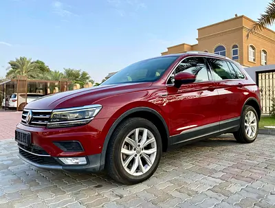 2017 VW TIGUAN SPIRT  STYLE  R-LINE 2.0TSI ||GCC || ORIGNAL PAINT || FULL SERVICE AT AGENCY