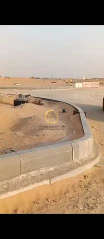 للبيع ارضين في السحمه مساحه 2432 قدم موقع مميز قريب من الشارع العام تصريح ارضي +2 تملك حر للعرب