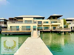 LUXURY VILLA 4BR WATERFRONT LIVING | WITH PRIVATE BOARD PARKING