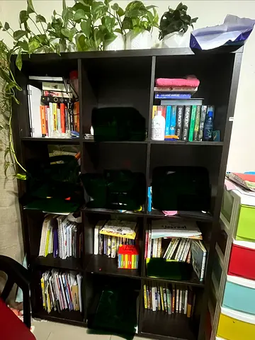 Book shelf