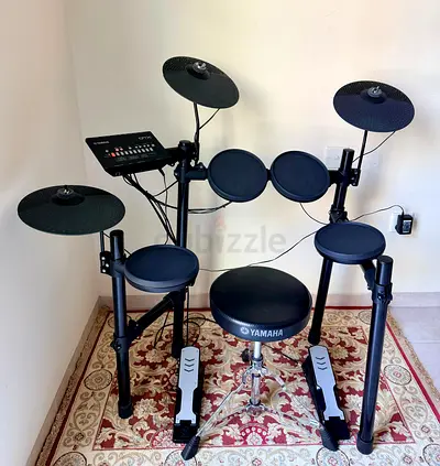 Yamaha Electronic Drum Kit DTX402K for Sale