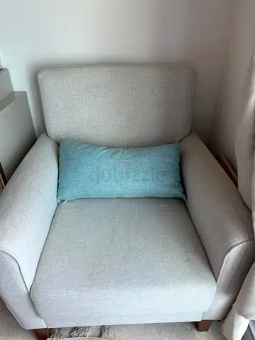 HomeBox 1-Seater Fabric Sofa with Cushion (2 Pcs) – Excellent Condition, Great Deal
