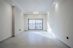 Huge 2 Bed Layout | Premium Finishes | Metro