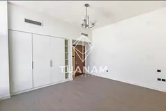 Luxury 4BR Townhouse Premium Stylish and Huge Layout