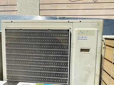 Two 2ton and 3 ton split ac for sale