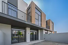 PRIME LOCATION | GENUINE RESALE | MULTIPLE OPTIONS