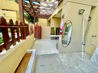 1BR WITH COURTYARD FOR RENT IN GREENS