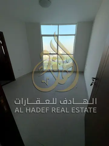 استمتع بتجربة سكنية ملكية تعكس أرقى معايير الفخامة والخصوصية في قلب منطقة الخان بالشارقة وتحديداً على شارع الخان الاستراتيجي حيث تقدم لكم شركة الهادف