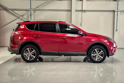 2018 Toyota RAV 4 — миниатюра 4