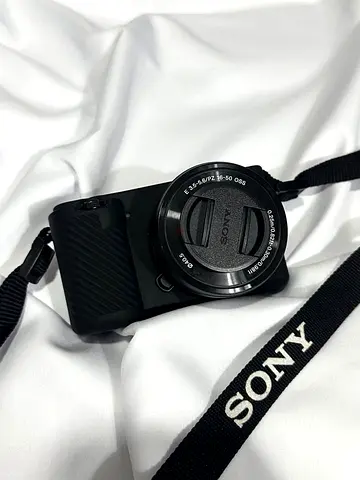 Sony ZV-E10 | Mirrorless Camera