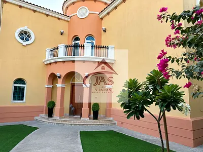 5 BEDROOM VILLA BACK TO BACK READY TO MOVE IN