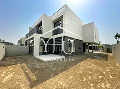 Spacious 4BR Villa | Huge Plot | Ready To Move