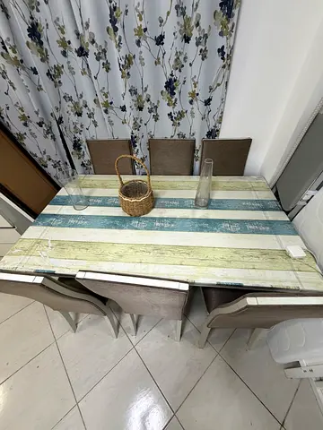 Stylish Dining Table with 6 chair Modern Design