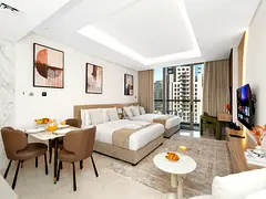 READY TO MOVE | BEST PRICE | 12 CHEQUES | SHORTER STAYS POSSIBLE 1-6 MONTHS