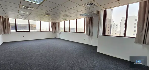 VACANT SOON | BEST PRICE | FITTED |PRIME LOCATION