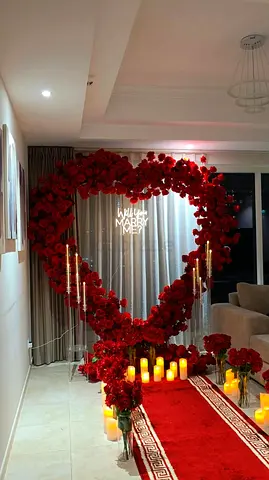 Romantic Heart-Shaped Flower Arrangement and other accessories see pics