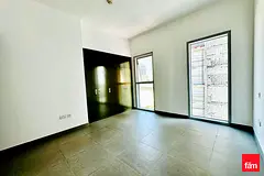 Modern 2BR Ensuite | MidFloor | Prime Location