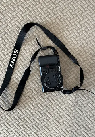 Sony Camera ZV-E10 with Godox Flash iM30