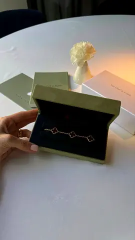 Van cleef vintage alhambra bracelet