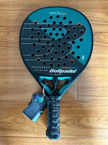 Bullpadel Hack 04 Hybrid 25 – Padel Racket
