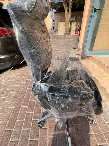 Office Chairs in Original Packaging 6 Pcs Available  Good Quality ( high Back office chair )