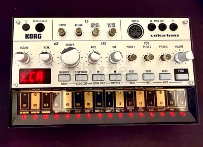 Korg Volca Bass analog synth