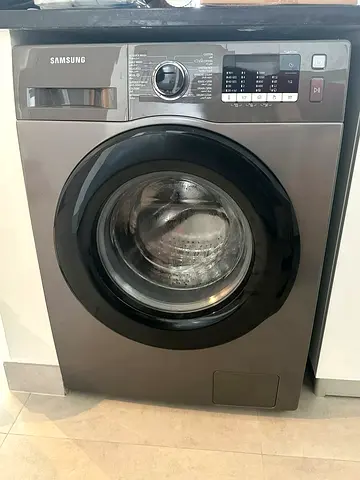 Samsung latest model black 8kg washing machine for sell 💯 good working