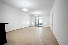 1Bed | Tastefully Upgraded | Large balcony