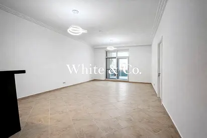 1Bed | Tastefully Upgraded | Large balcony