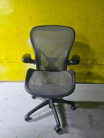 Herman Miller Aeron Office Chair Fully Options Good Condition