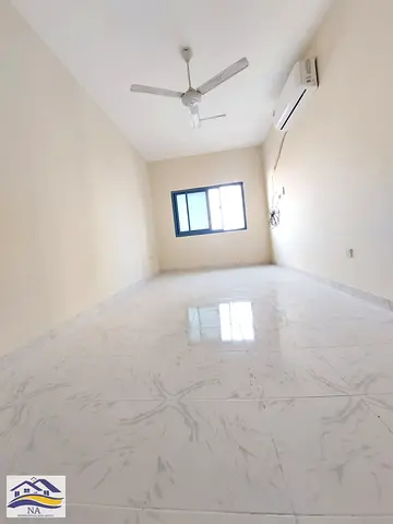 1BHK WITH SPLIT AC BALCONY FREE PARKING IN QULAYAH LAST UNIT