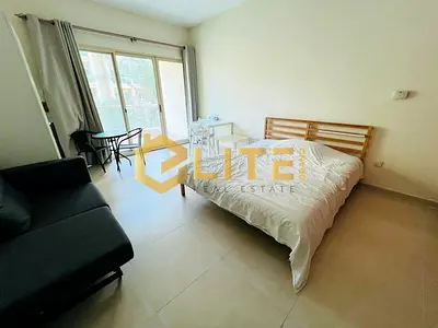 شقة استوديو | السمر 4 | شرفة | إطلالات على الفناء والمدينة