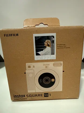 Fujifilm instax camera sq1