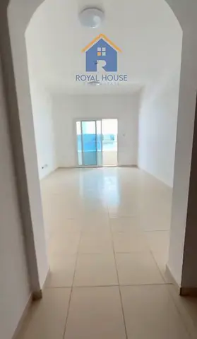 للبيع شقة غرفتين و صالة في المجاز 3 - For sale, a two-bedroom apartment in Al Majaz 3
