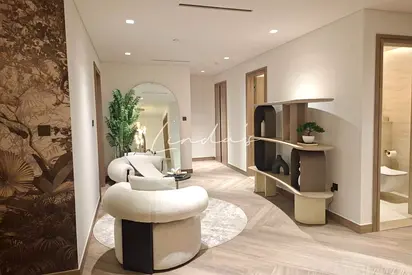 5 year Post HOIP l High floor l Corner unit