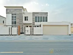 Exclusive | Luxurious Living | Brand New