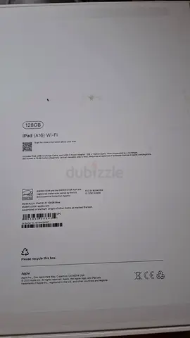 Apple iPad Air A16 (128GB) Wi-Fi with touch keyboard good as new no issue just i dont need it.