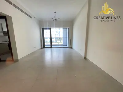 Specious like new 1 bedroom apartment with balcony pool view ready to Move in arjan