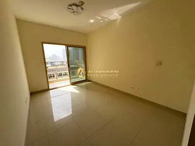 شقة بغرفة نوم واحدة | The Manhattan JVC | شرفة | إطلالة على الأفق والمسبح
