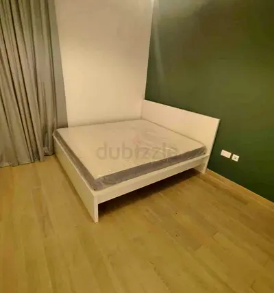 IKEA malam king‑size bed (180 × 200 cm) with  an IKEA mattress ✨