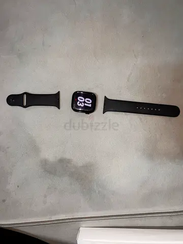 “Apple Watch Series 10 46mm Jet Black – 100% Battery – Like New”