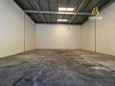 GREAT LOCATION I 3200 SQFT I CLOSE TO DUBAI WAREHOUSE I IDEAL FOR STORAGE
