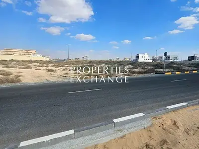 قطع أرض سكنية متعددة مكونة من طابقين + طابقين / ملكية حرة / أقل من السعر السوقي