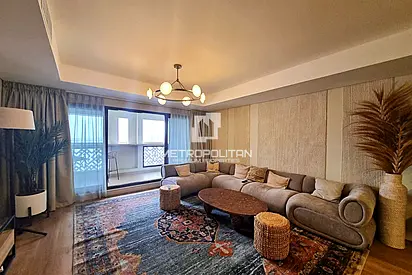 Fully Furnished| Bright| Spacious| Palm View