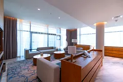 Spacious Unit | Duplex | Panoramic Creek Views