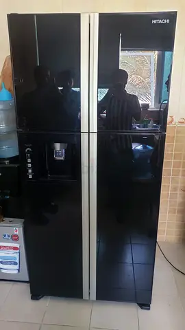 Hitachi 4 doors invrrter refrigerator