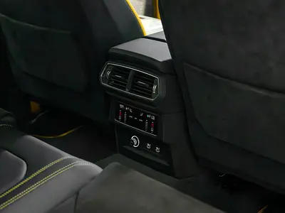 صورة مصغرة 9 لـ 2024 Lamborghini URUS